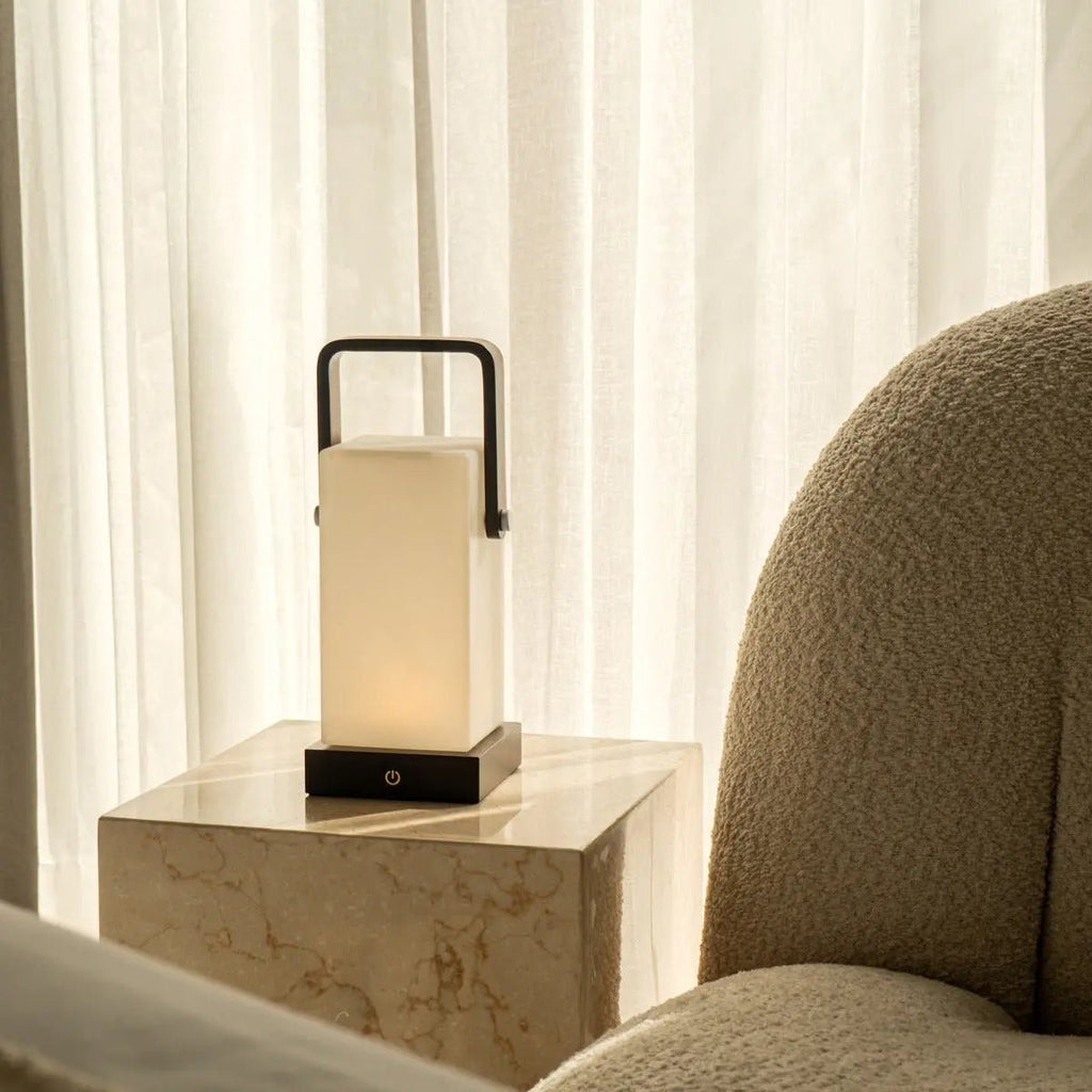 Harper Donkerbruine Houten Lamp – Snoerloze Oplaadbare Tafellamp met Handvat