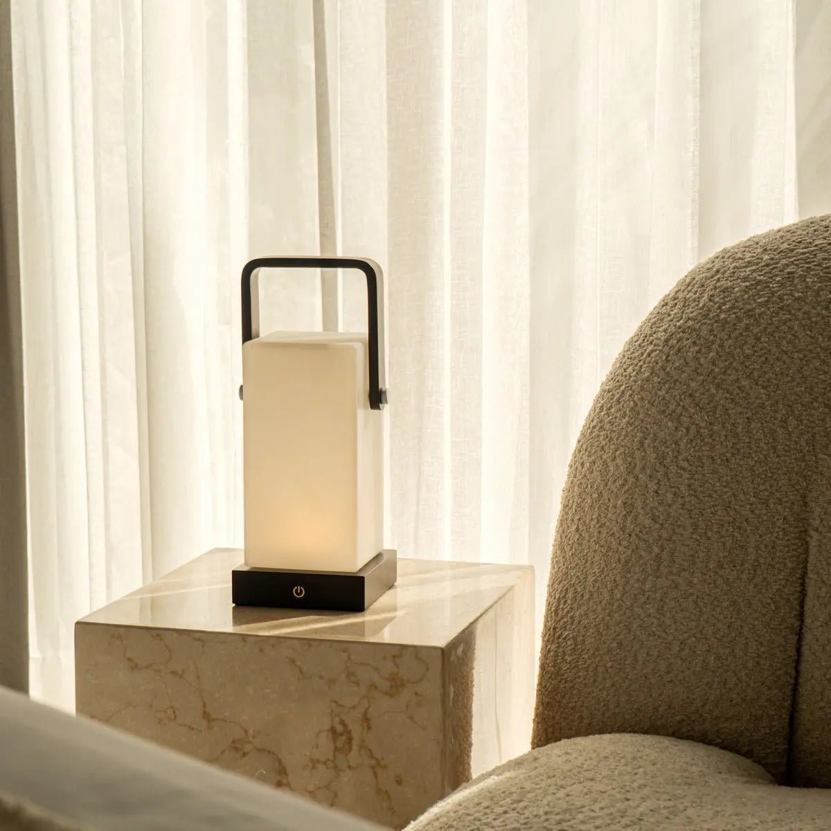 Harper Donkerbruine Houten Lamp – Snoerloze Oplaadbare Tafellamp met Handvat