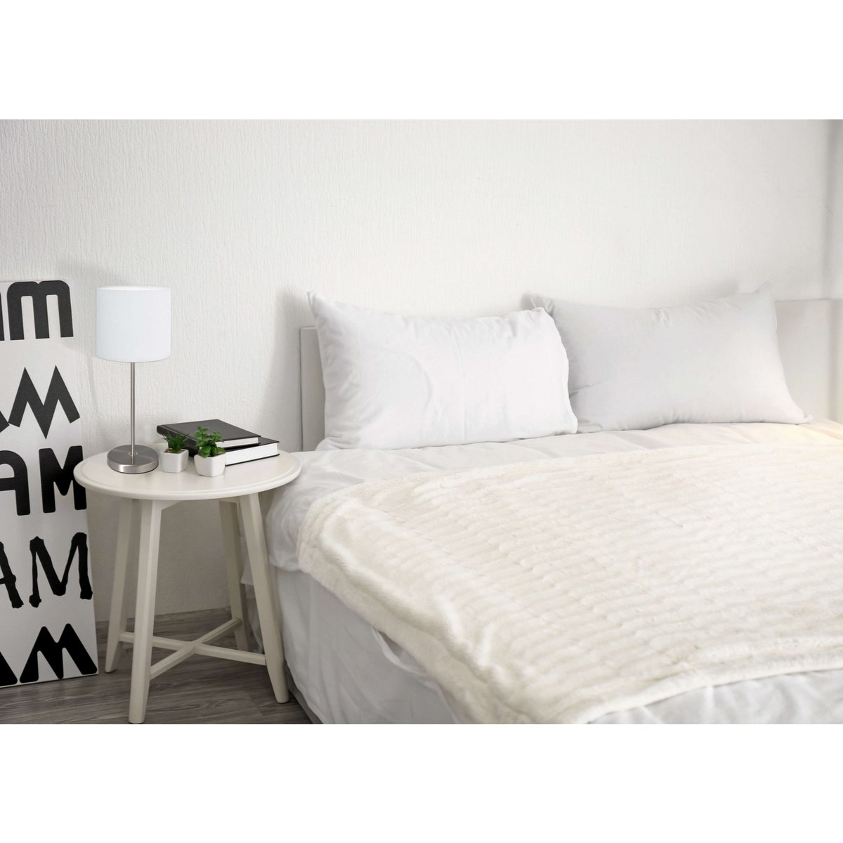 Liv · Metalen tafellamp