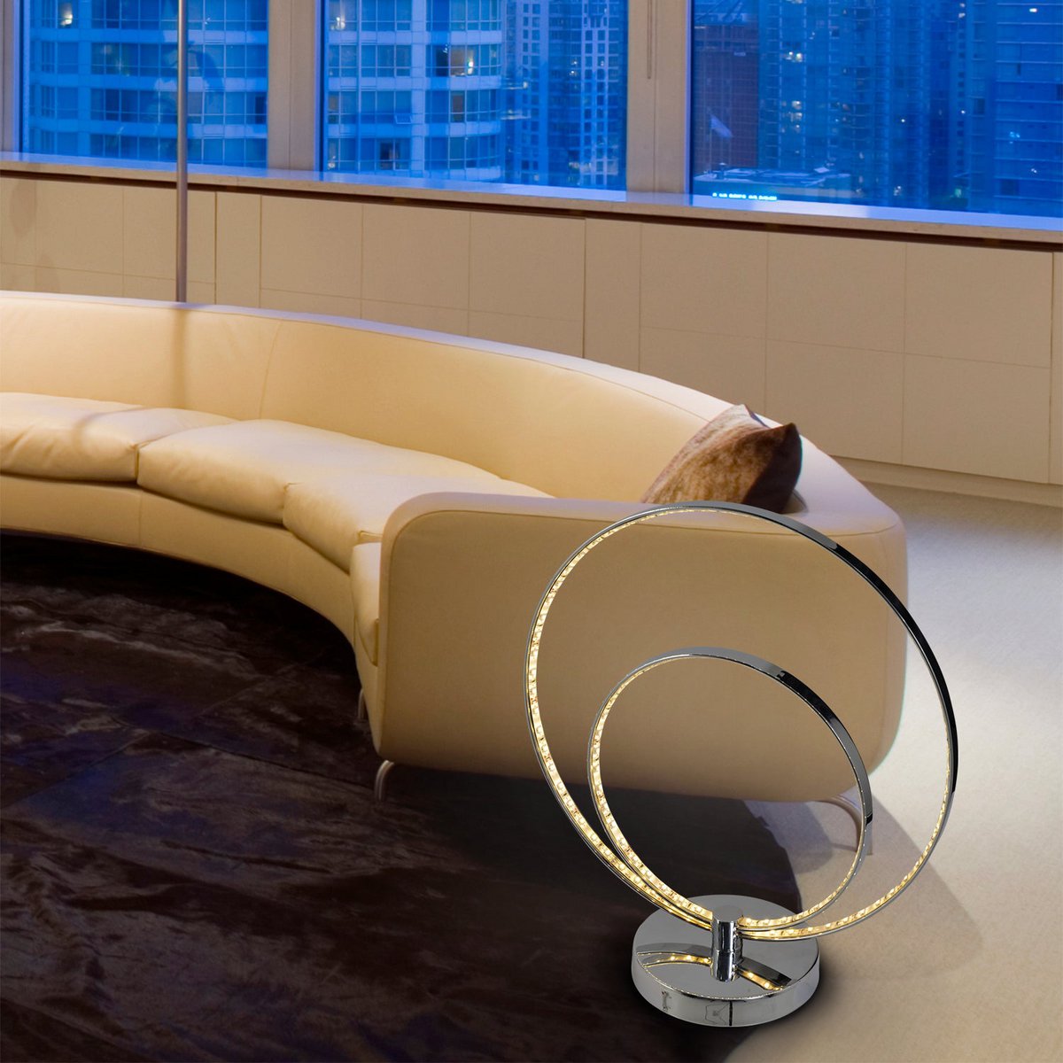 Liv · Houten tafellamp met linnen kap — chroom
