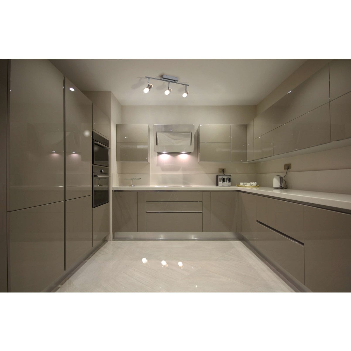 Liv · Plafondlamp — chroom
