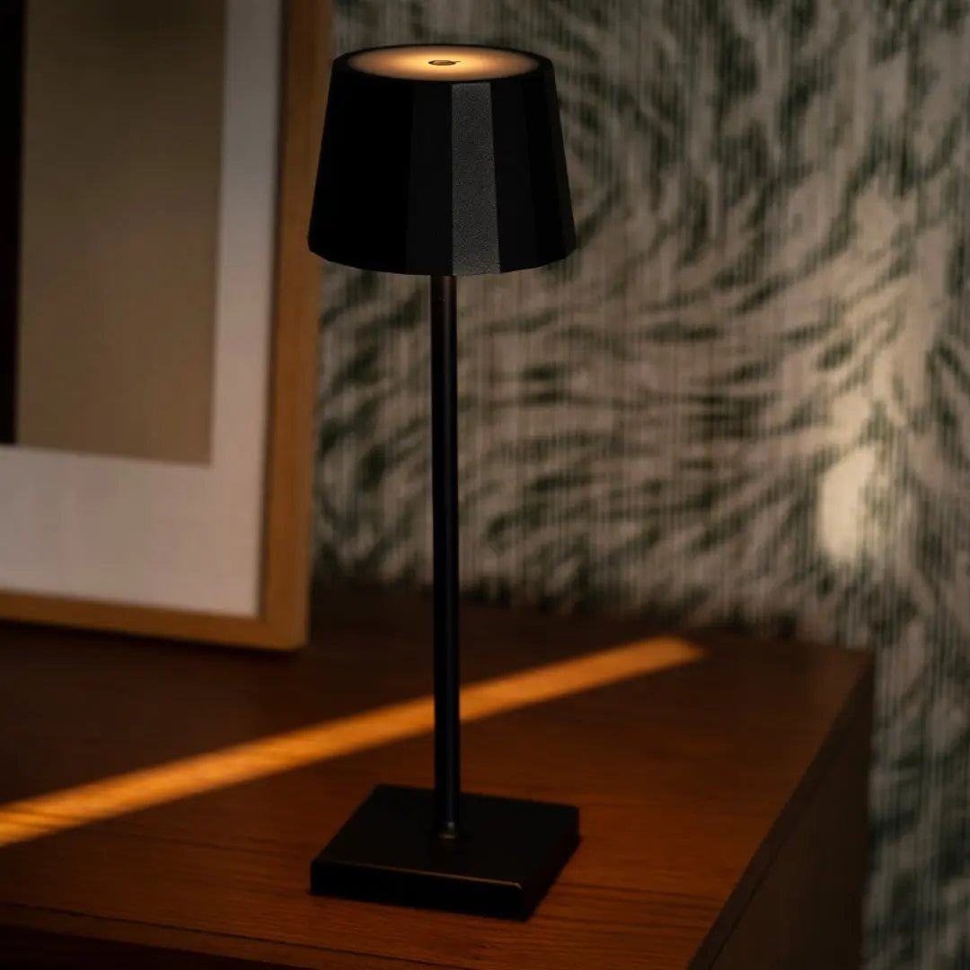 William Black oplaadbare ijzeren tafellamp – 120 uur batterij, dimbaar, opladen via USB-C