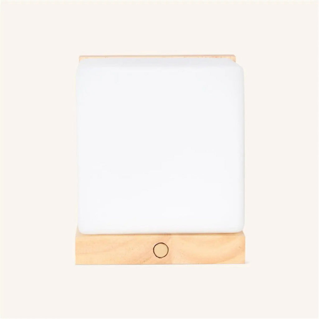 Lizzy lichtbruine vierkant oplaadbare houten wandlamp - draadloze, dimbare en stijlvolle verlichting