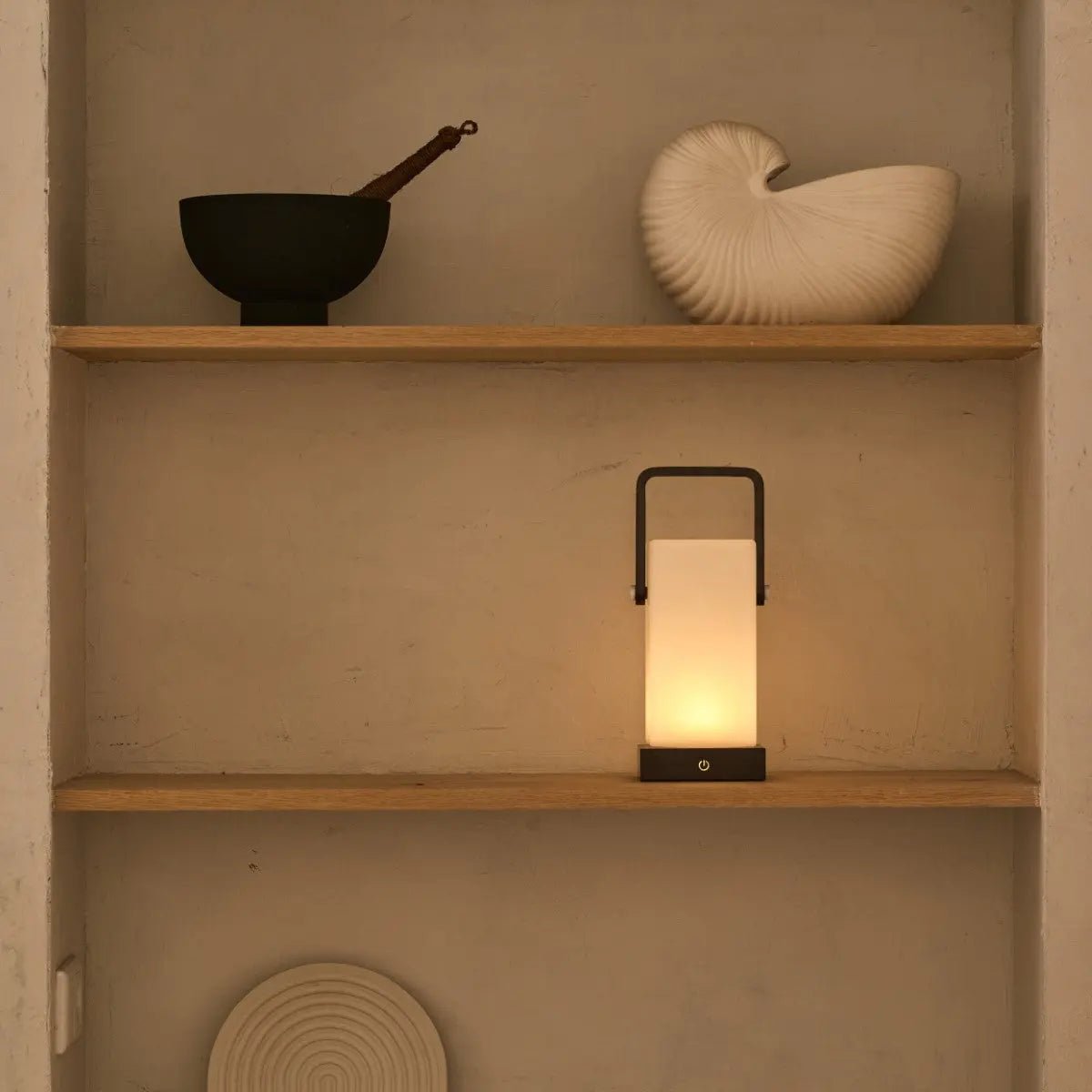 Harper Donkerbruine Houten Lamp – Snoerloze Oplaadbare Tafellamp met Handvat