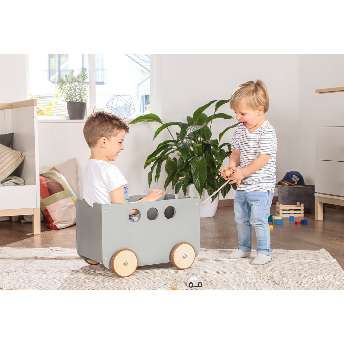 Speelgoedkist op wielen "Jim", grijs