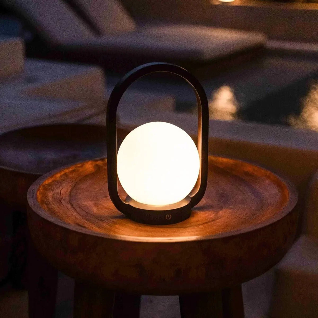 Skye Donkerbruine Houten Snoerloze Lamp | Oplaadbaar en dimbaar ontwerp