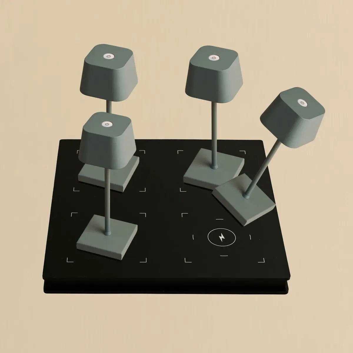 Combi Set Professional-4 x Sarphati Mini Mouse Gray oplaadbare tafellampen & 1 x Amstel Wireless Laying Station met Qi-Technology