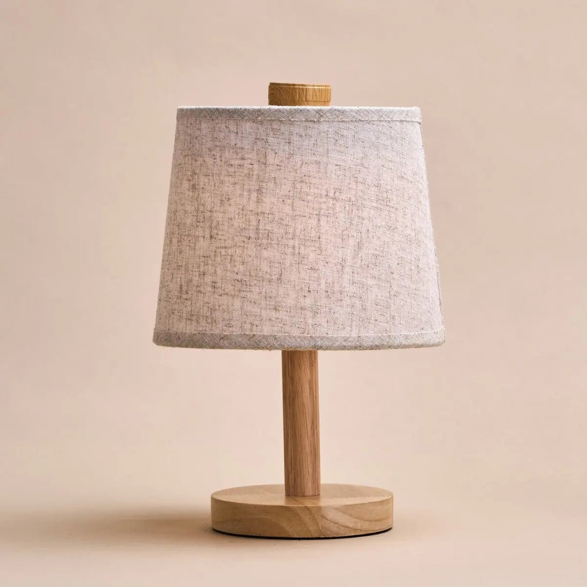 Rover Lichtbruine Houten Oplaadbare Lamp | Snoerloos, dimbaar met stoffen kap