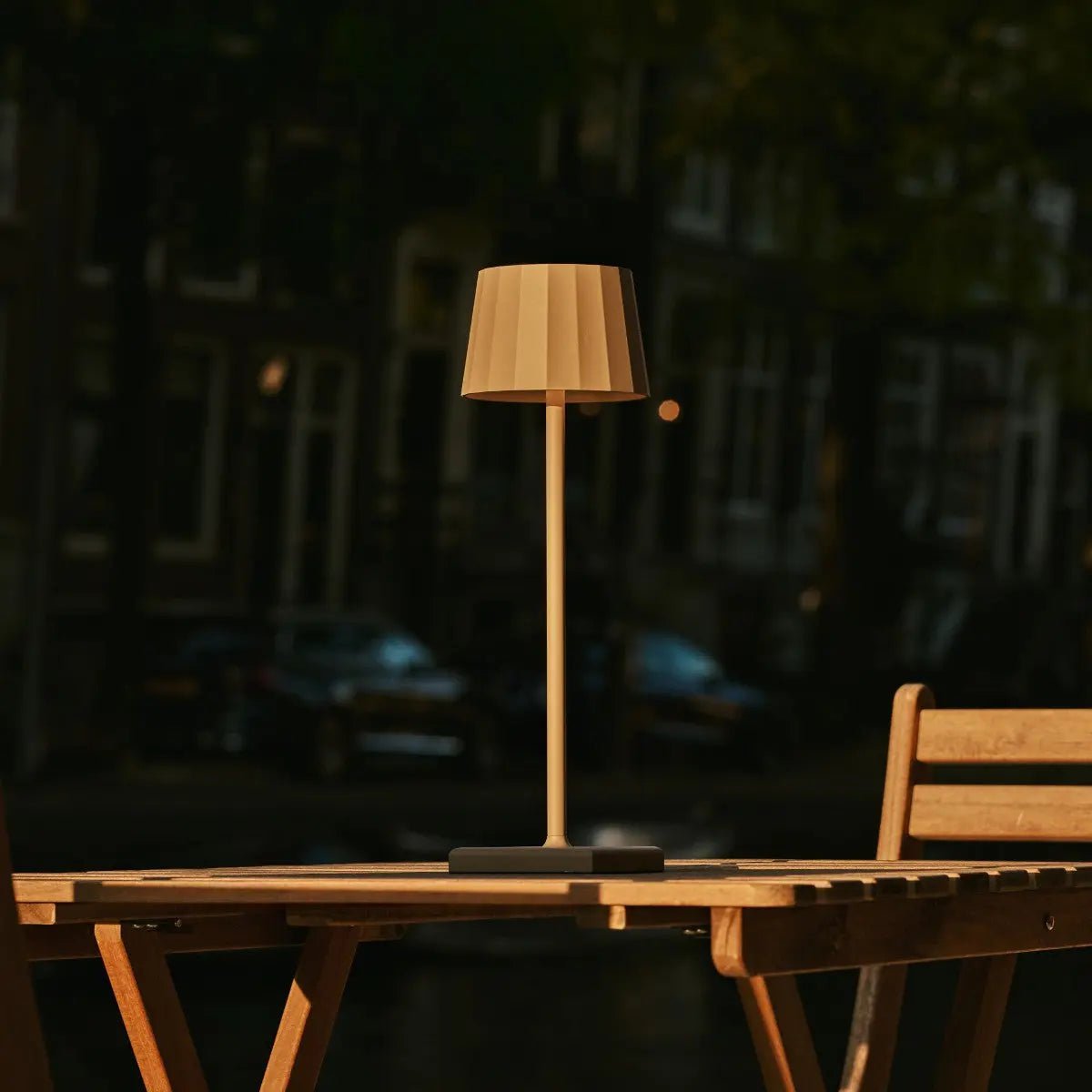 Wouter Koala Brown Oplaadbare tafellamp-Draadloos opladen, dimable, 120 uur batterijduur