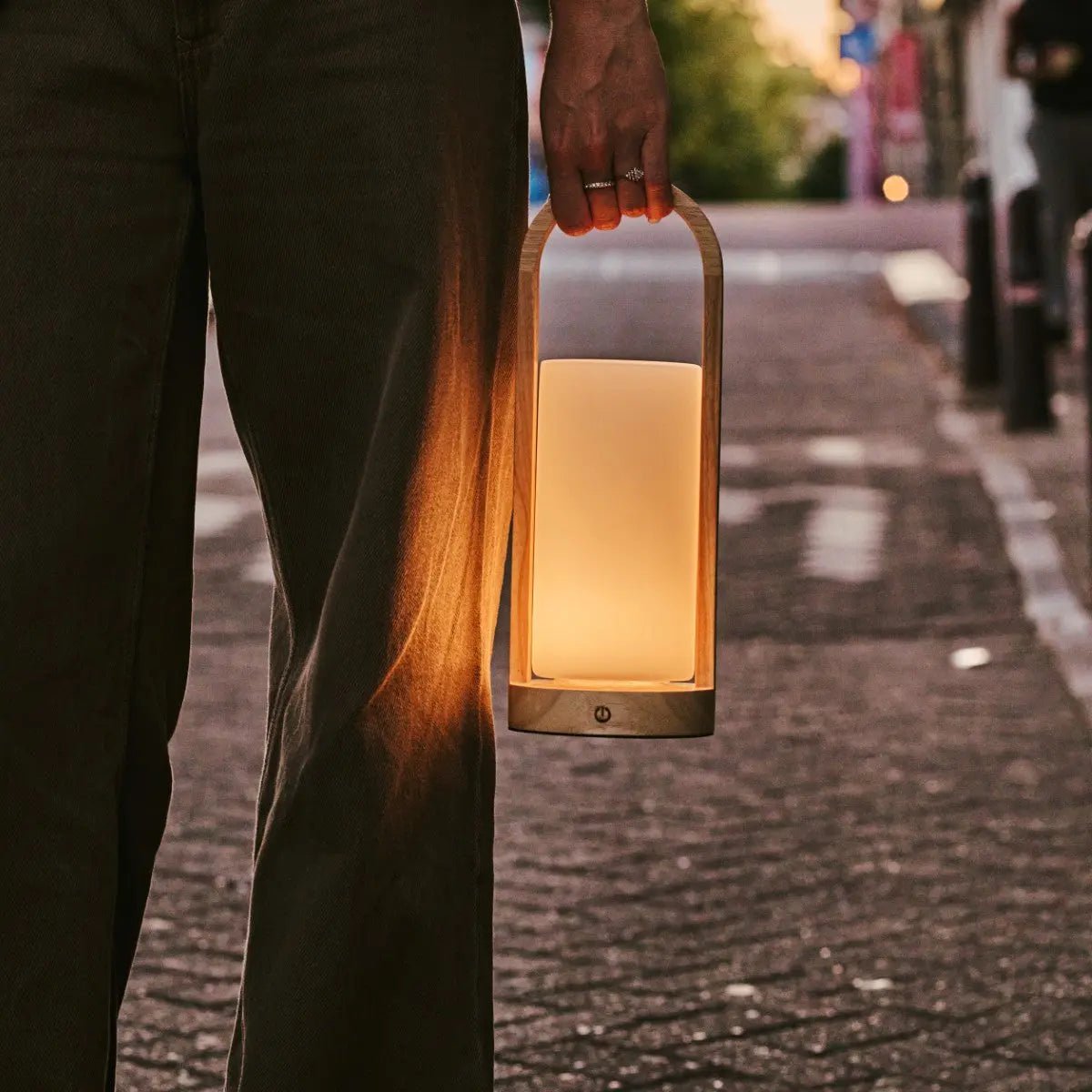 Evie Lichtbruine Oplaadbare Houten Tafellamp – Dimbaar & Snoerloos