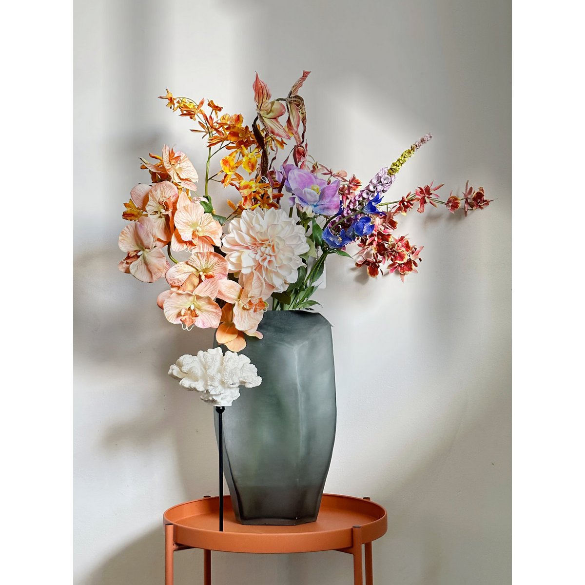 Koraalcollectie met metalen standaard -L-maat: H29cm B15cm D15cm