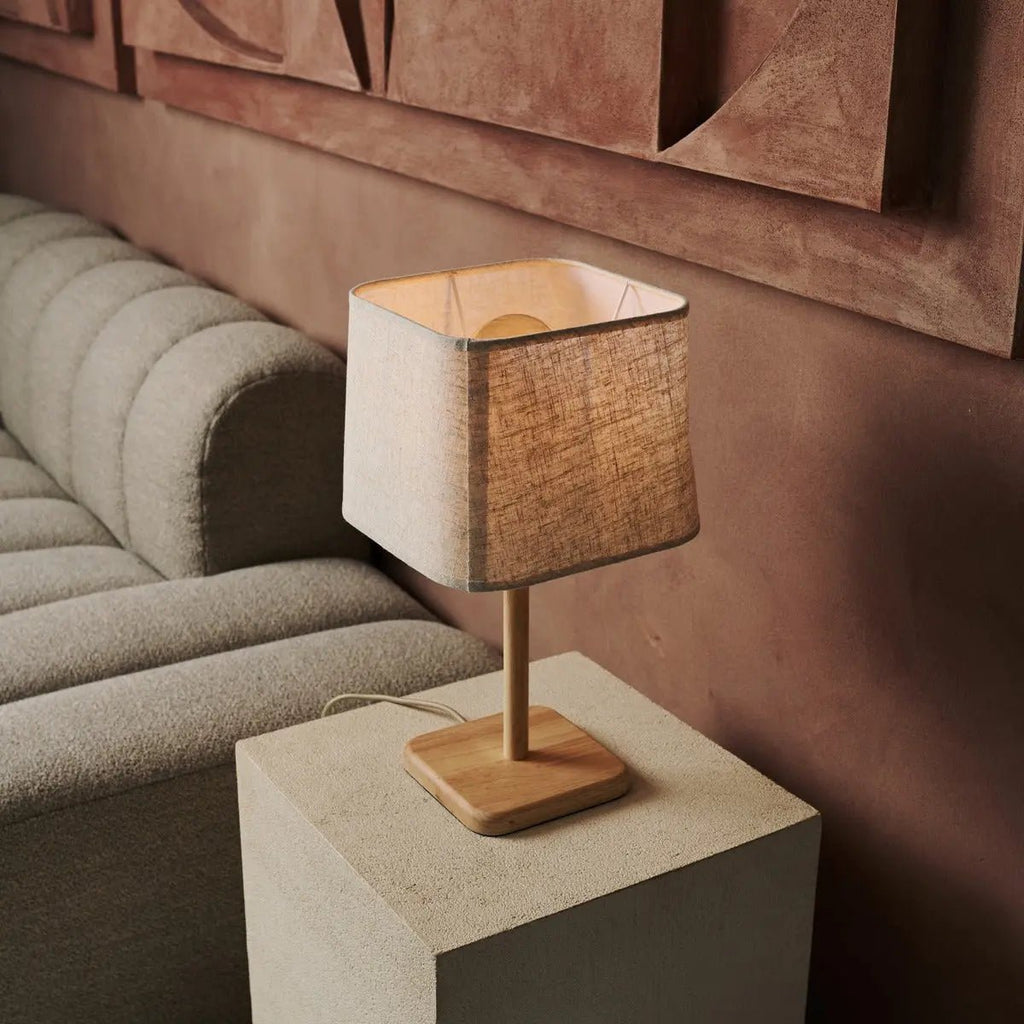 Marley houten lamp met beige schaduw - stijlvolle en biologische woningverlichting