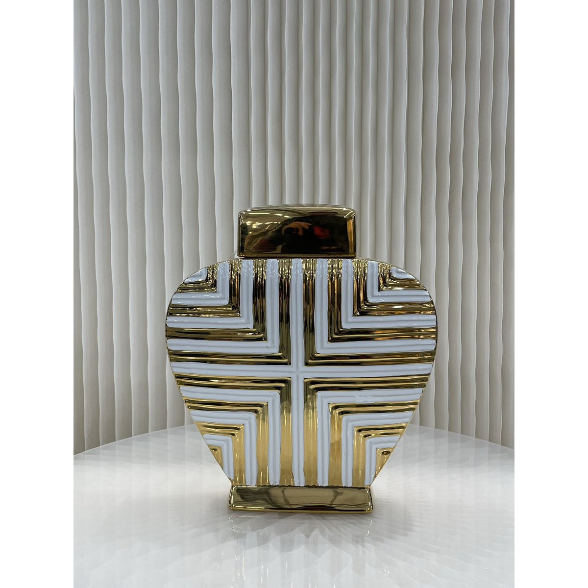 Prachtige goud-witte kunstdecorgeïnspireerde pot klein formaat (uitverkoop - 50% korting van 27,99 tot 13,99 euro)