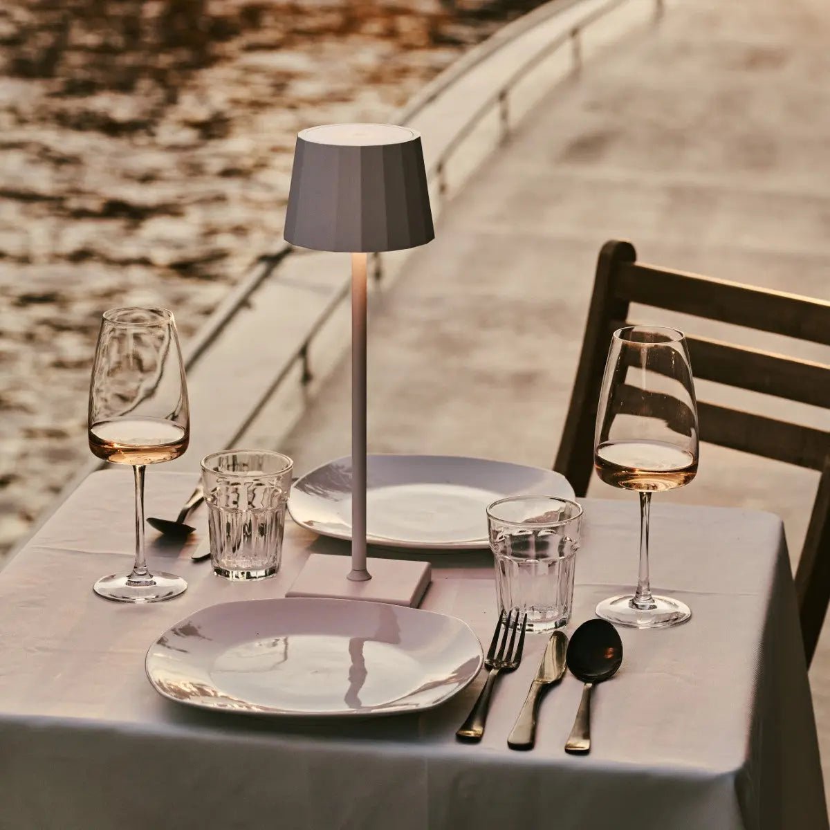 William White oplaadbare tafellamp – draadloos, dimbaar, batterijduur van 120 uur