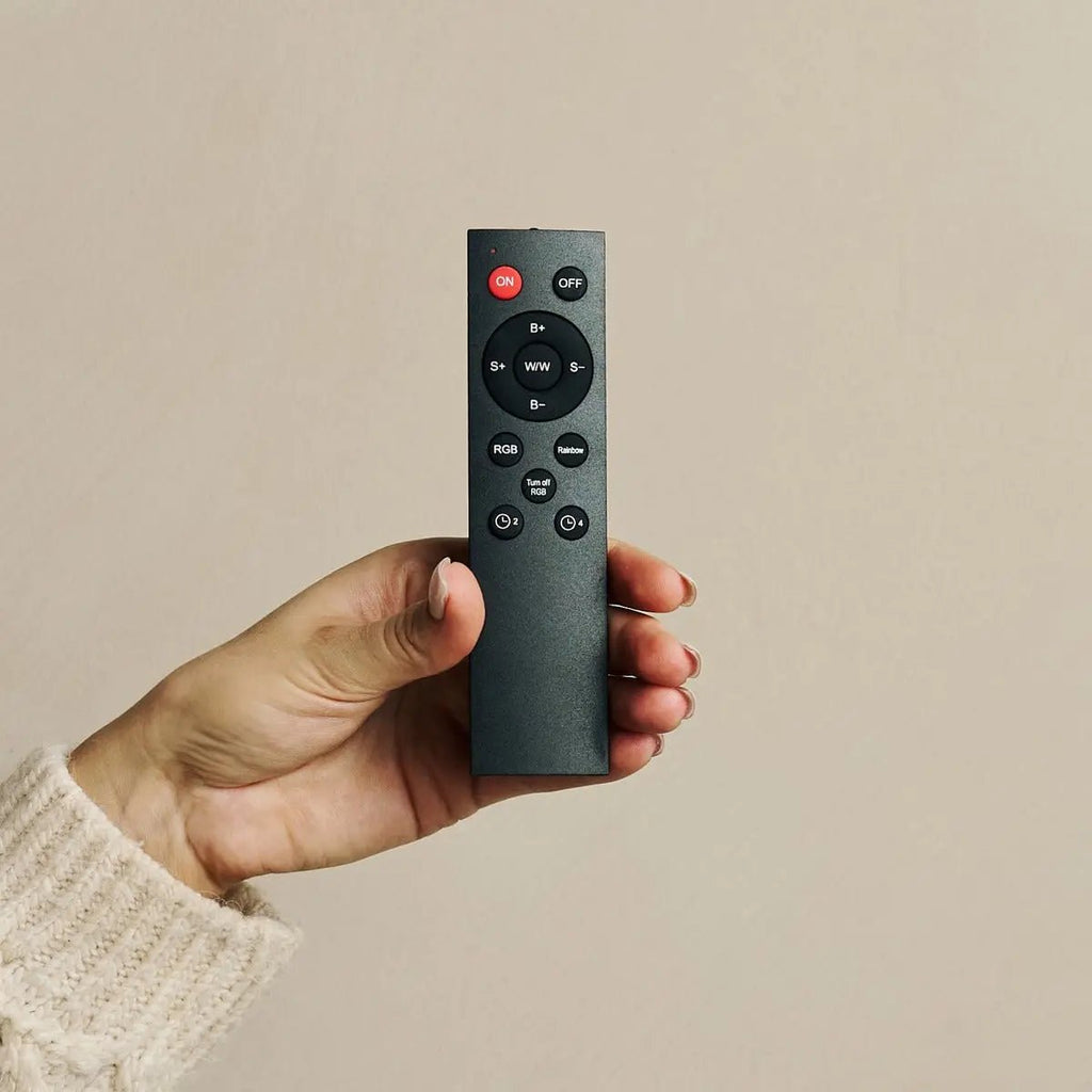 Tessa Vanilla draadloze wandlamp inclusief afstandsbediening, 20 lichte modi, dimable, magnetisch suspensiesysteem en met bewegingssensor