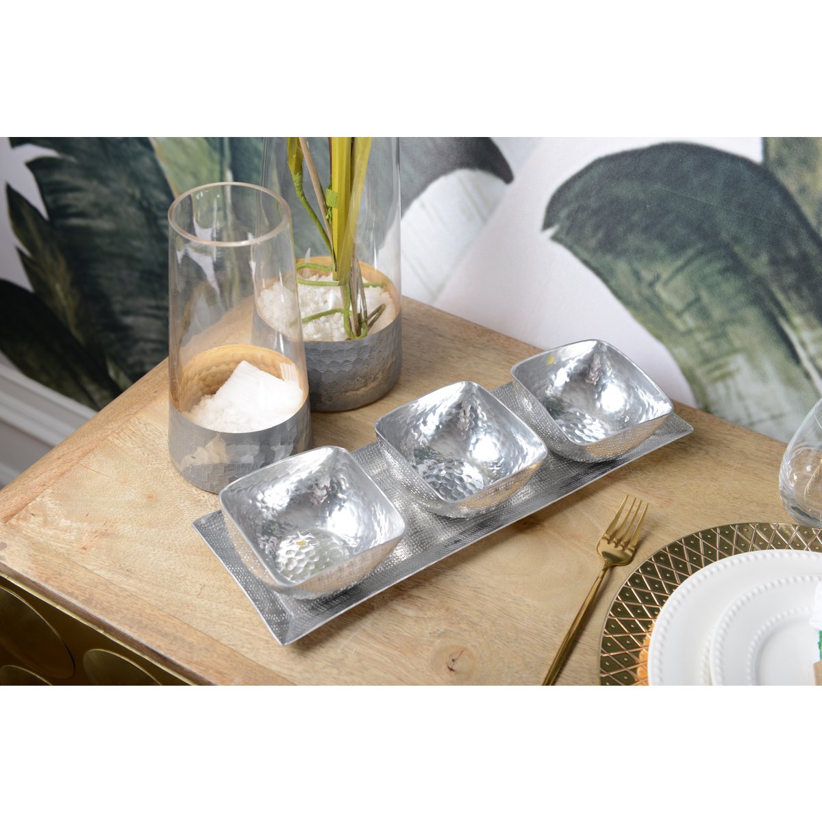 Set van 3 kopjes op aluminium plaat