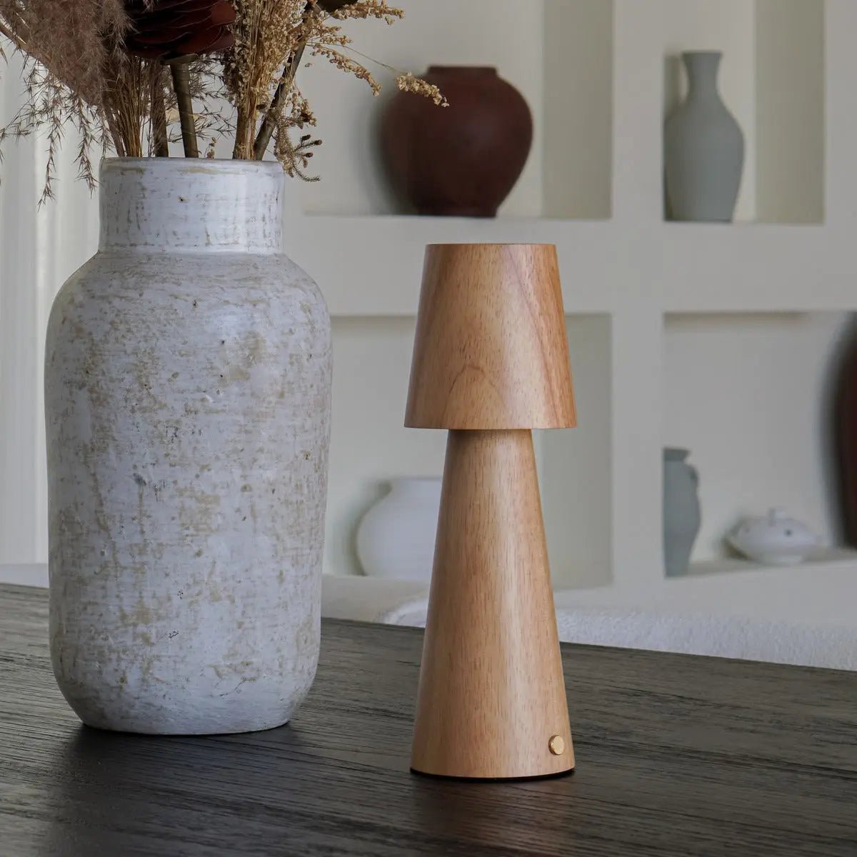 Lucas oplaadbare tafellamp – draadloos, dimbaar en opladen via USB-C