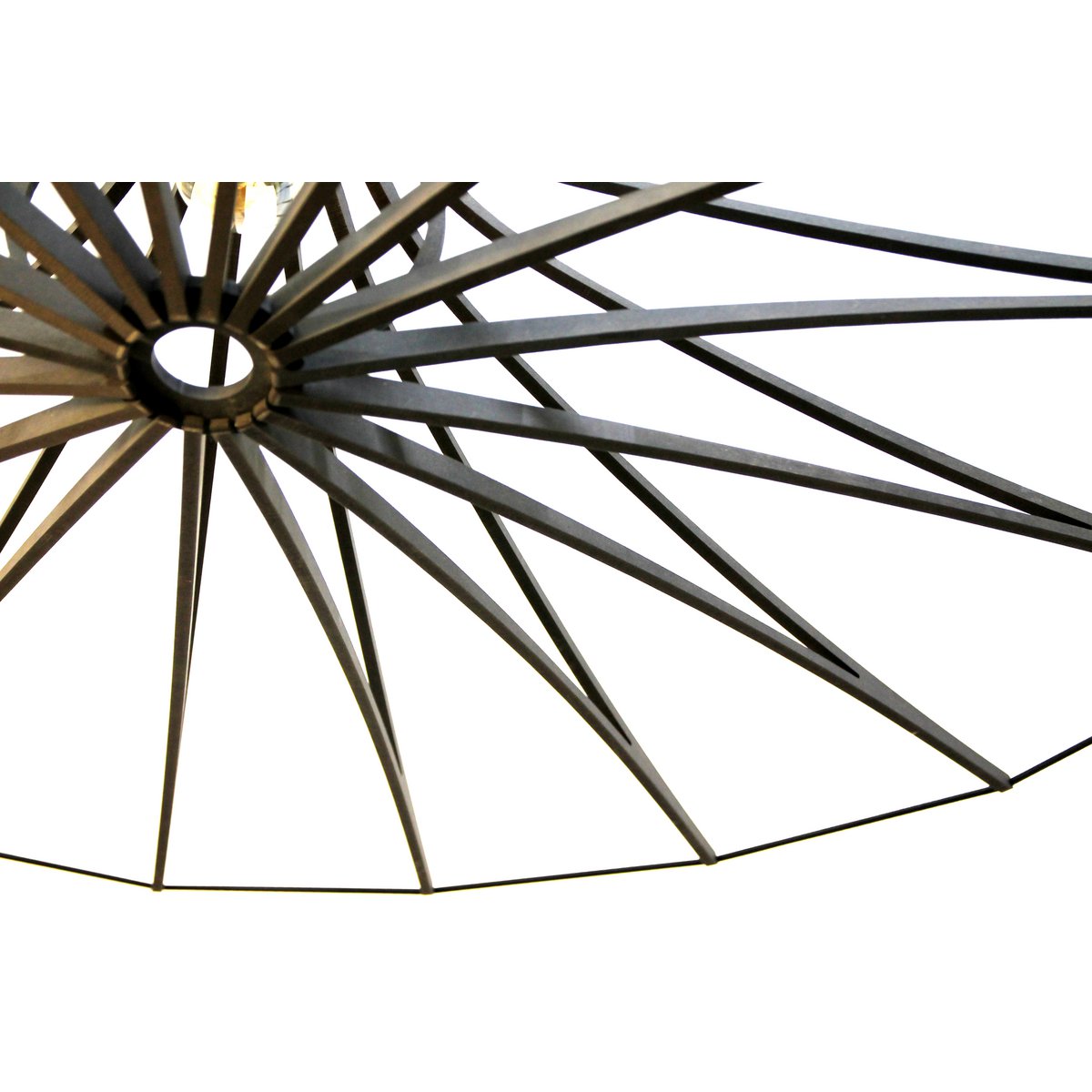 Liv · Metalen hanglamp — zwart