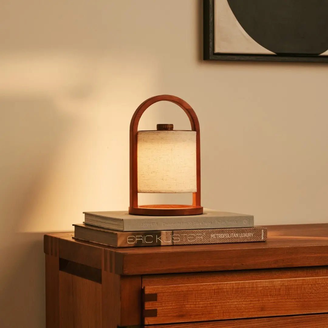 Rivierkastanje houten oplaadbare lamp - dimbaar en draadloos licht