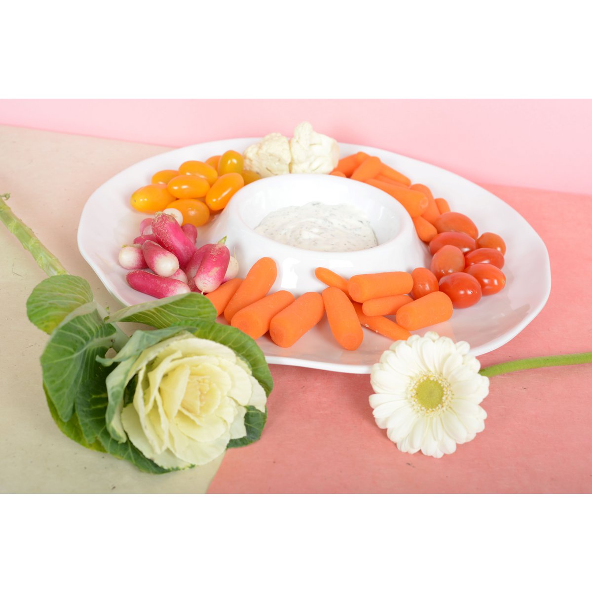 Aperitif Dish -chip en witte dip in melamine 35x35x3cm