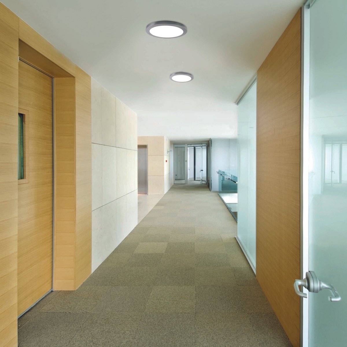 Liv · Metalen plafondlamp — chroom