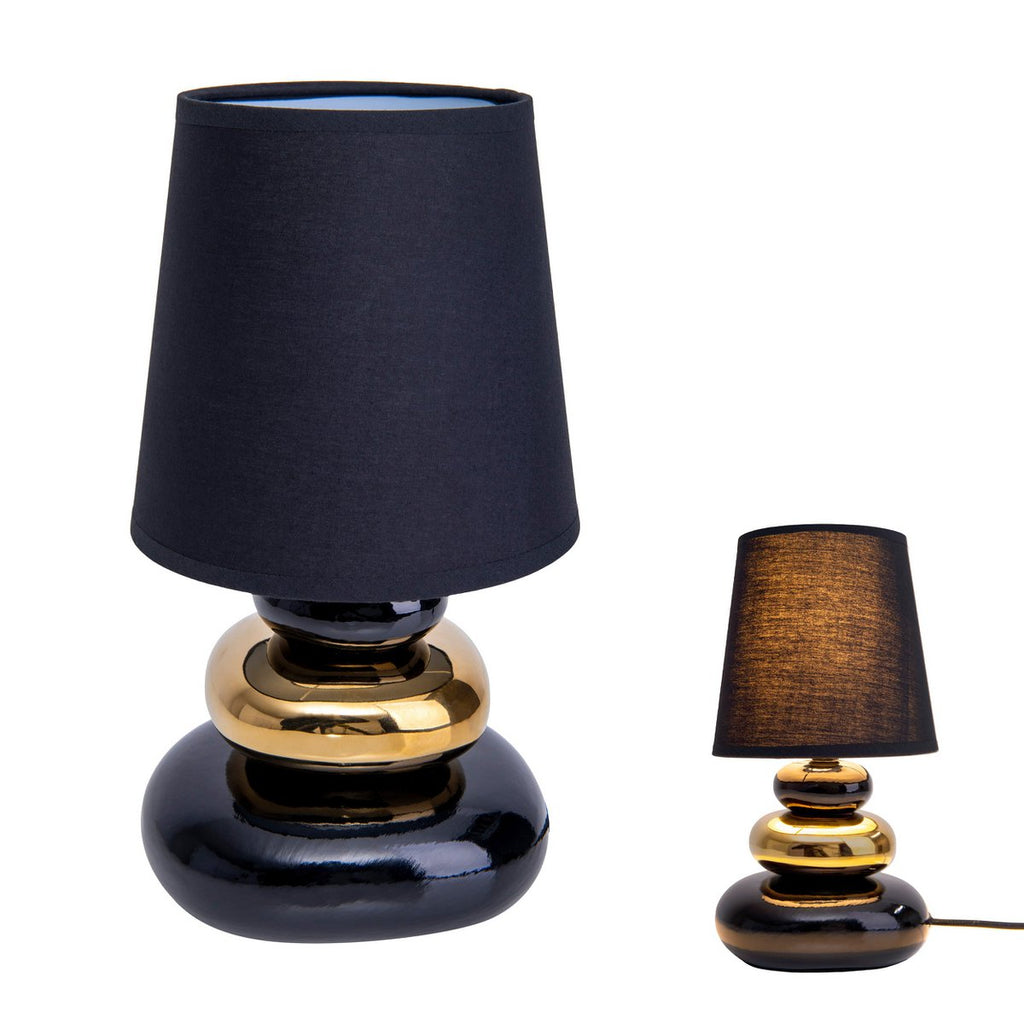 Liv · Houten tafellamp met linnen kap — zwart