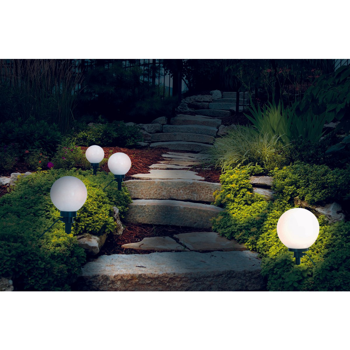 Buiten de Spitical Spit "Ball" D: 20 cm, voor buiten, plastic aarde spies, wit, E27, - Wegelettes