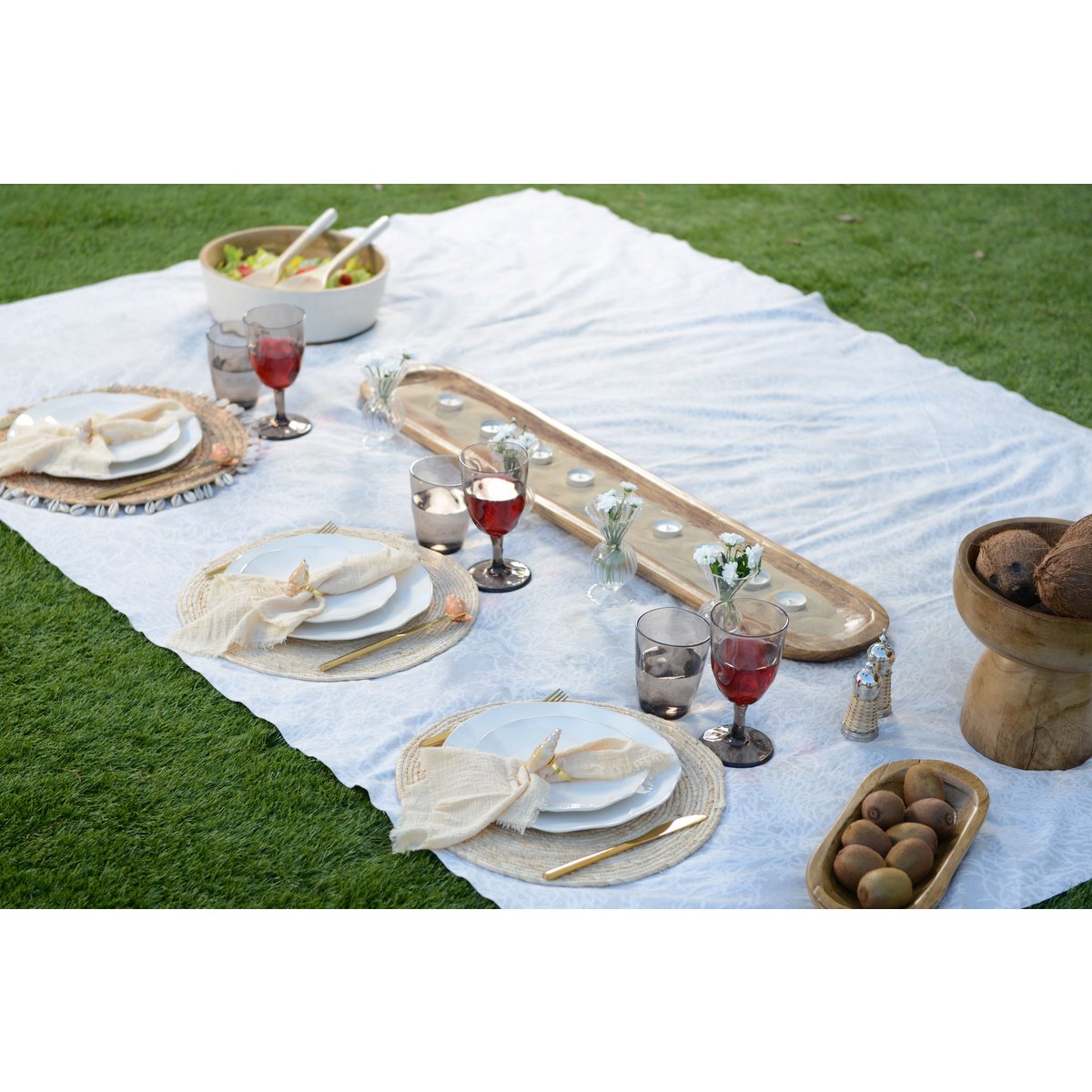 Beige rieten zout en peper