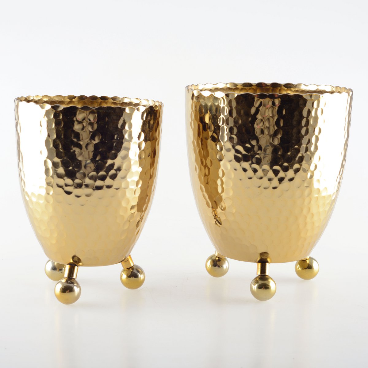 Gouden champagne -emmer gehamerd op ronde voeten - 18x18x22cm