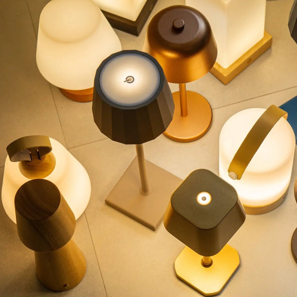 William Koala Brown oplaadbare ijzeren tafellamp – dimbaar, opladen via USB-C, batterijduur van 120 uur