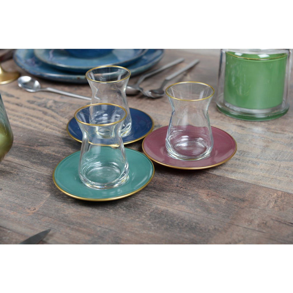 Elegante theekopjes en sub -tassus - veel van 6