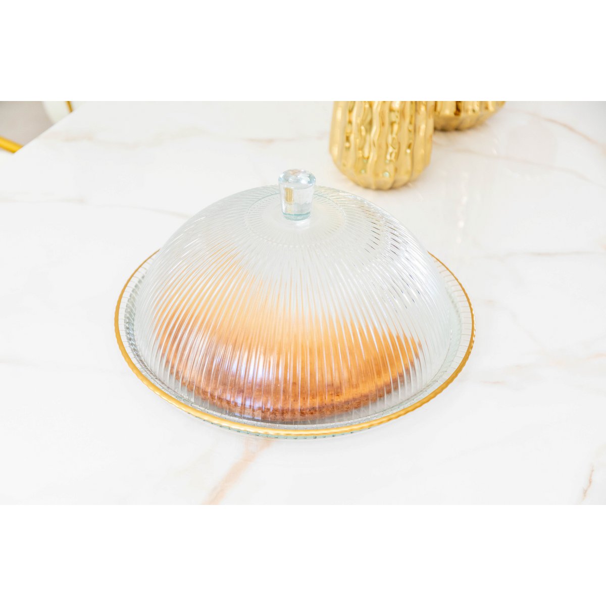 Glazen bel gouden randen op schotel 32x32x17cm