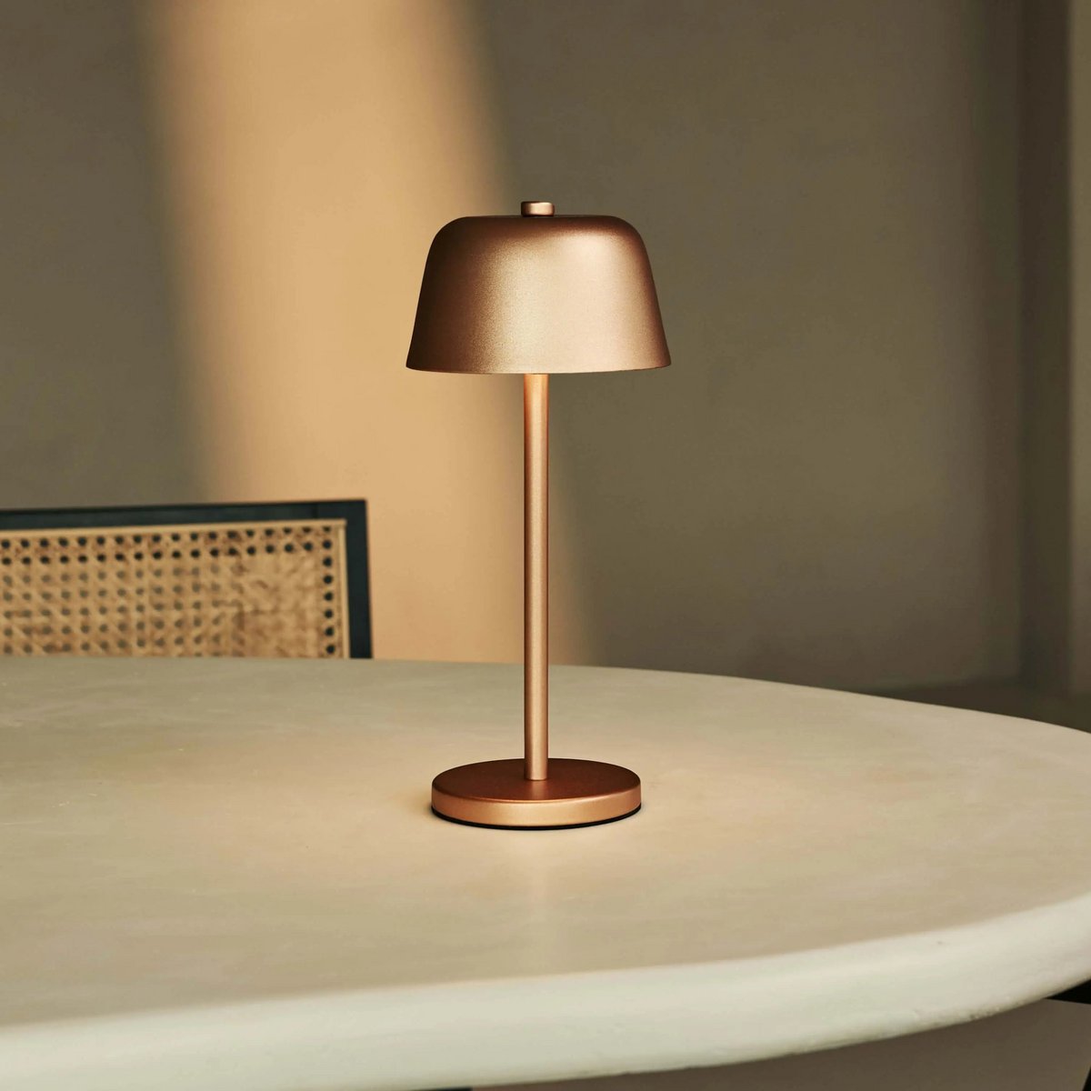 Anton Koperen Oplaadbare Tafellamp | Stijlvolle en draadloze verlichting