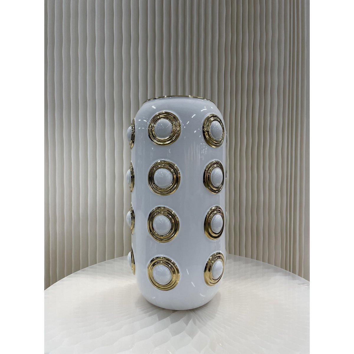 Gouden vaas met 4 cirkels (CV11617-14WIT)