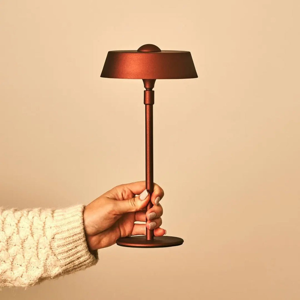 Luca Bronze - USB -oplaadbare lamp L Minimalistisch, speels en dimpelbaar