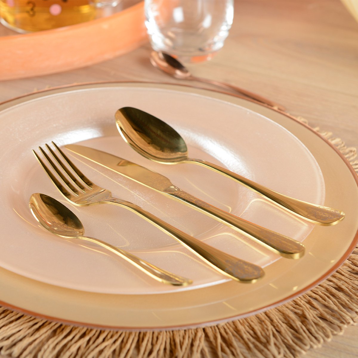 Huisvrouw 24 stuks goud briljant arabesk