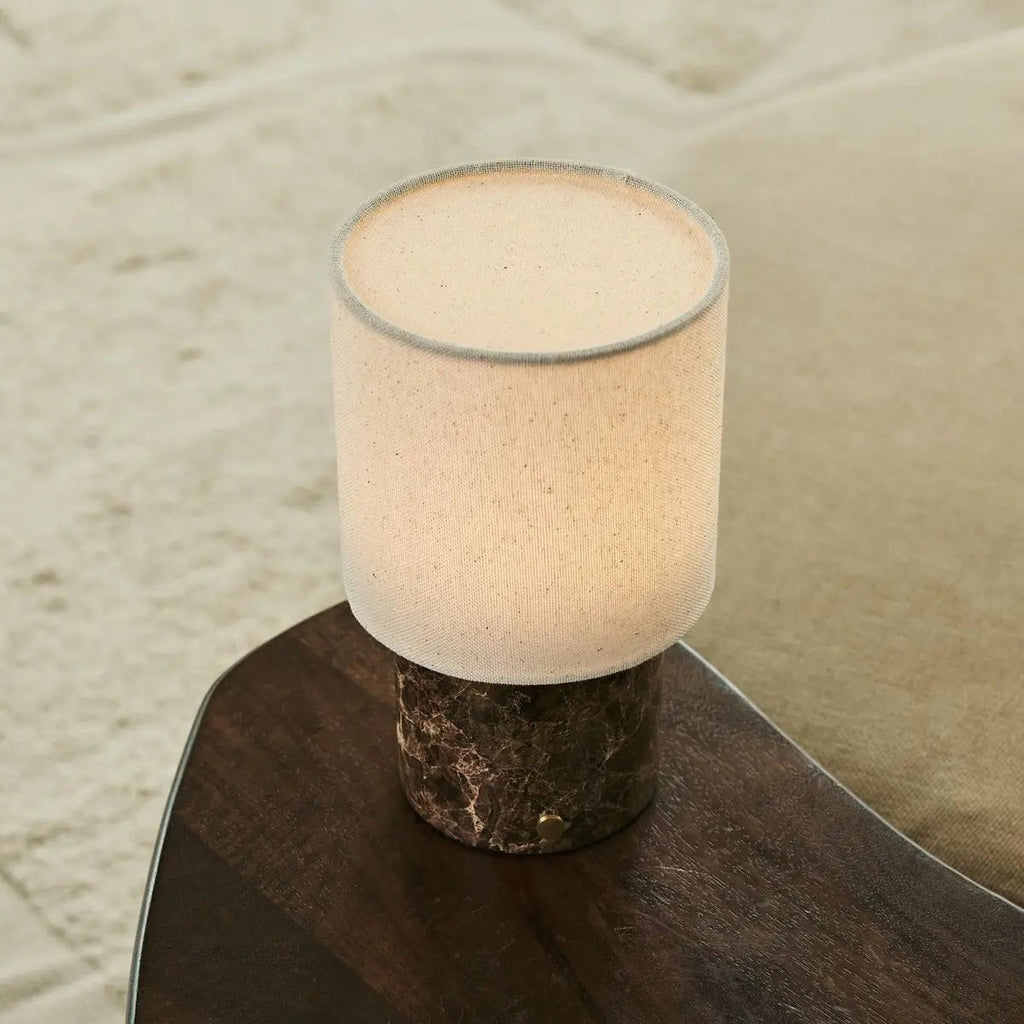 Dou Brown / Emperador Donker - Marble oplaadbare tafellamp - Draadloos, 3 lichte modi en met linnen verwisselbare lampenkap