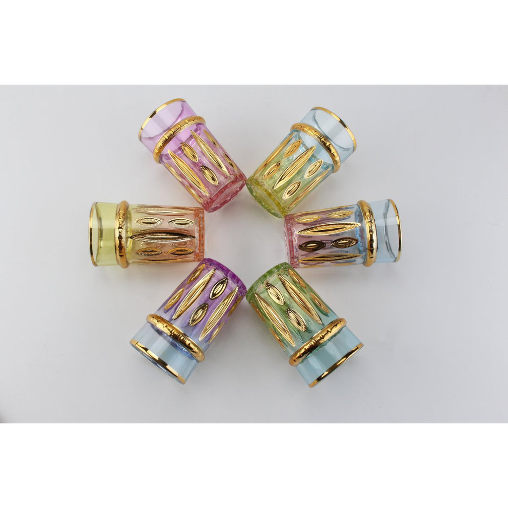 6 -gekleurde oosterse theekopjes - veel van 6