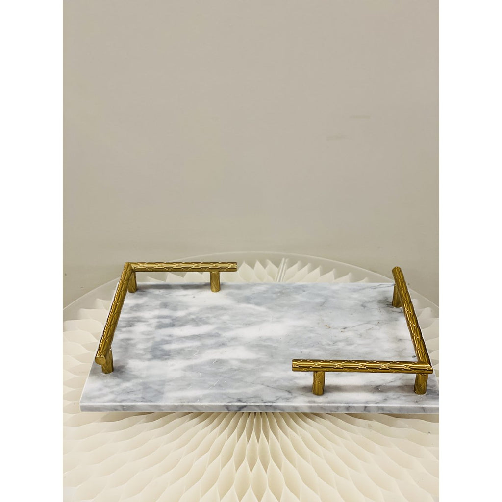 Marmeren dienblad met goudkleurige handgrepen, rechthoekig