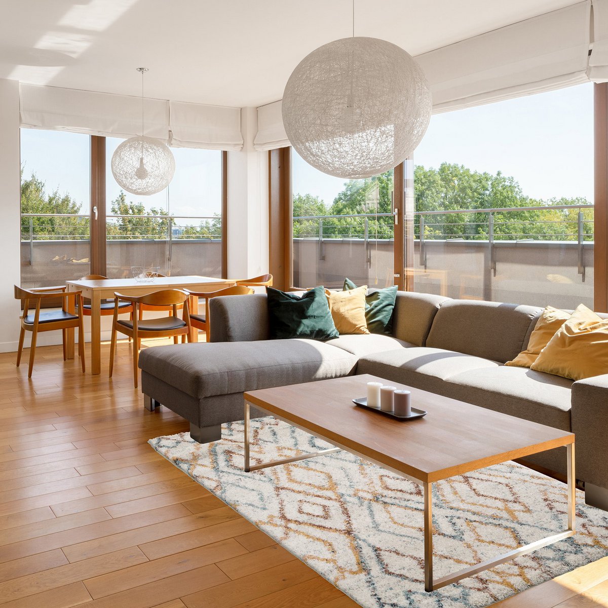 Zachte en volumineuze etnische ruige tapijten djemaa