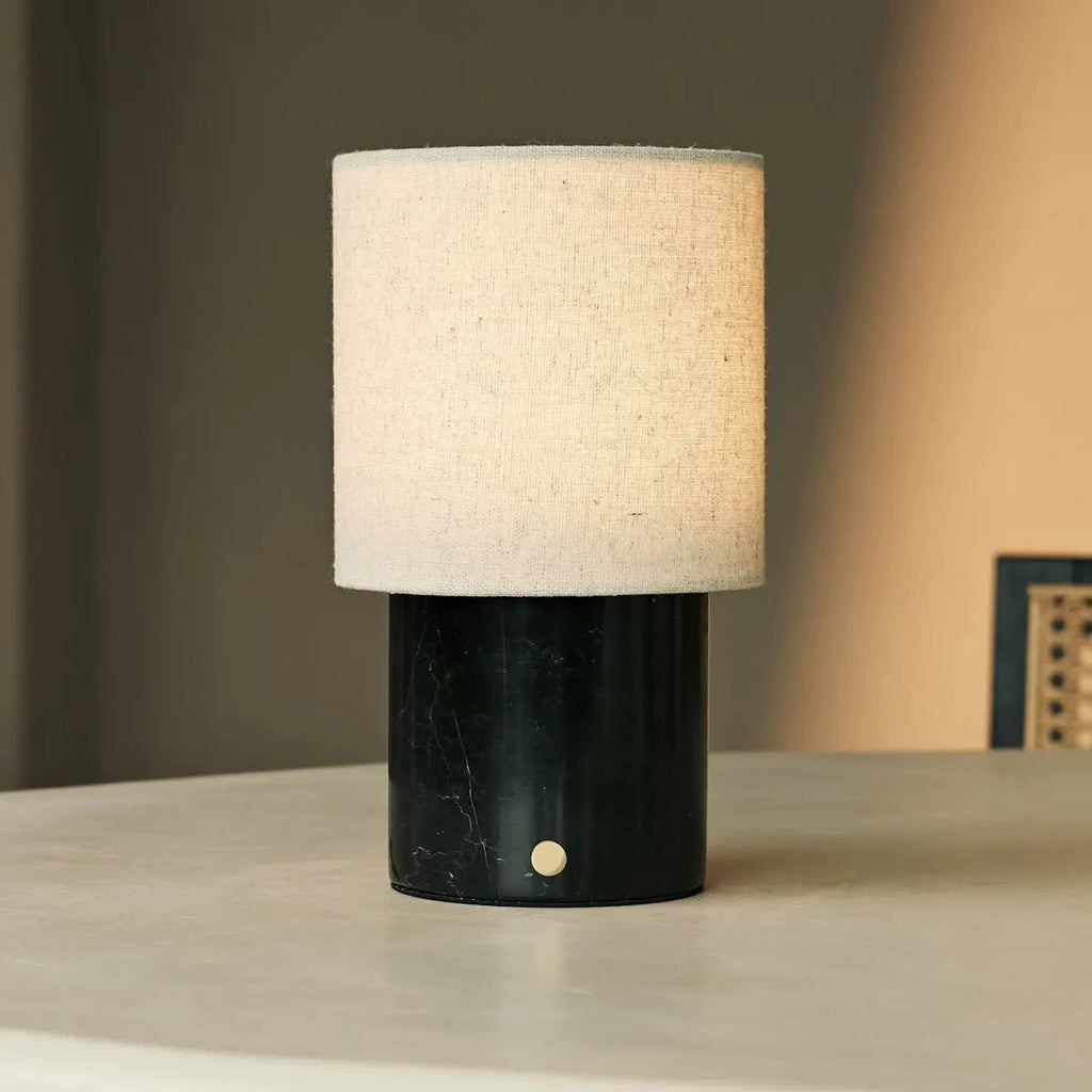 Onoda Black / Nero Marquina - Marmeren oplaadbare tafellamp - met linnen verwisselbare lampenkap en oplaadbaar ontwerp