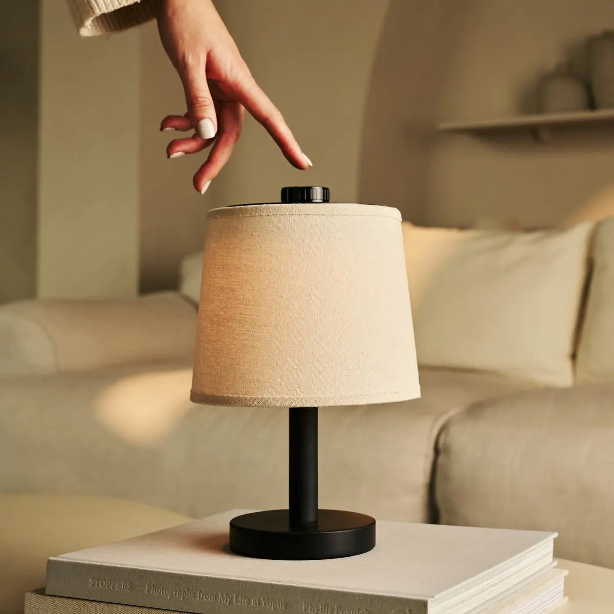 Rover zwarte houten lamp - oplaadbare, draadloze en dimbare schaduw