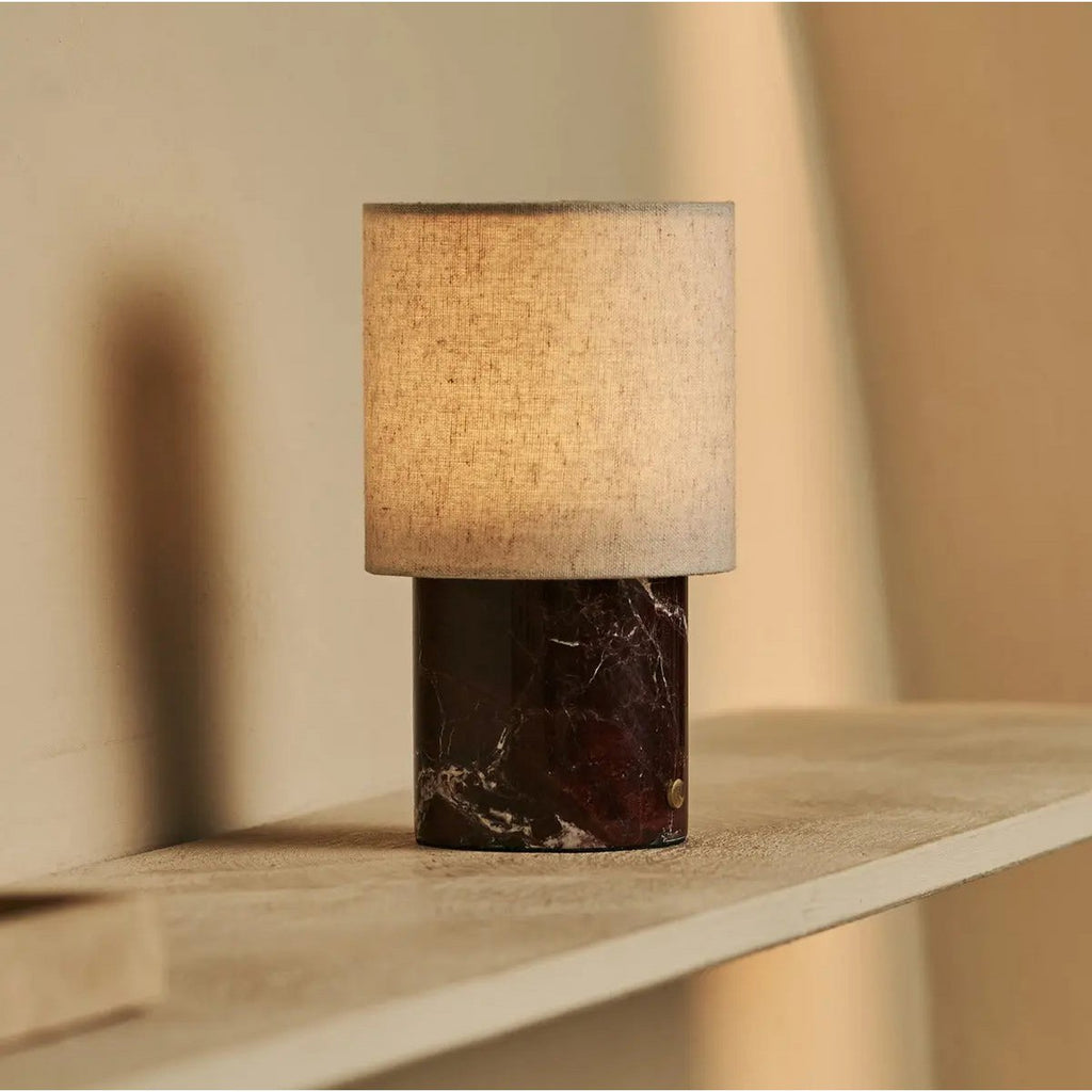 Onoda rood / rosso levanto - marmeren oplaadbare tafellamp - met linnen verwisselbare lampenkap en oplaadbaar ontwerp