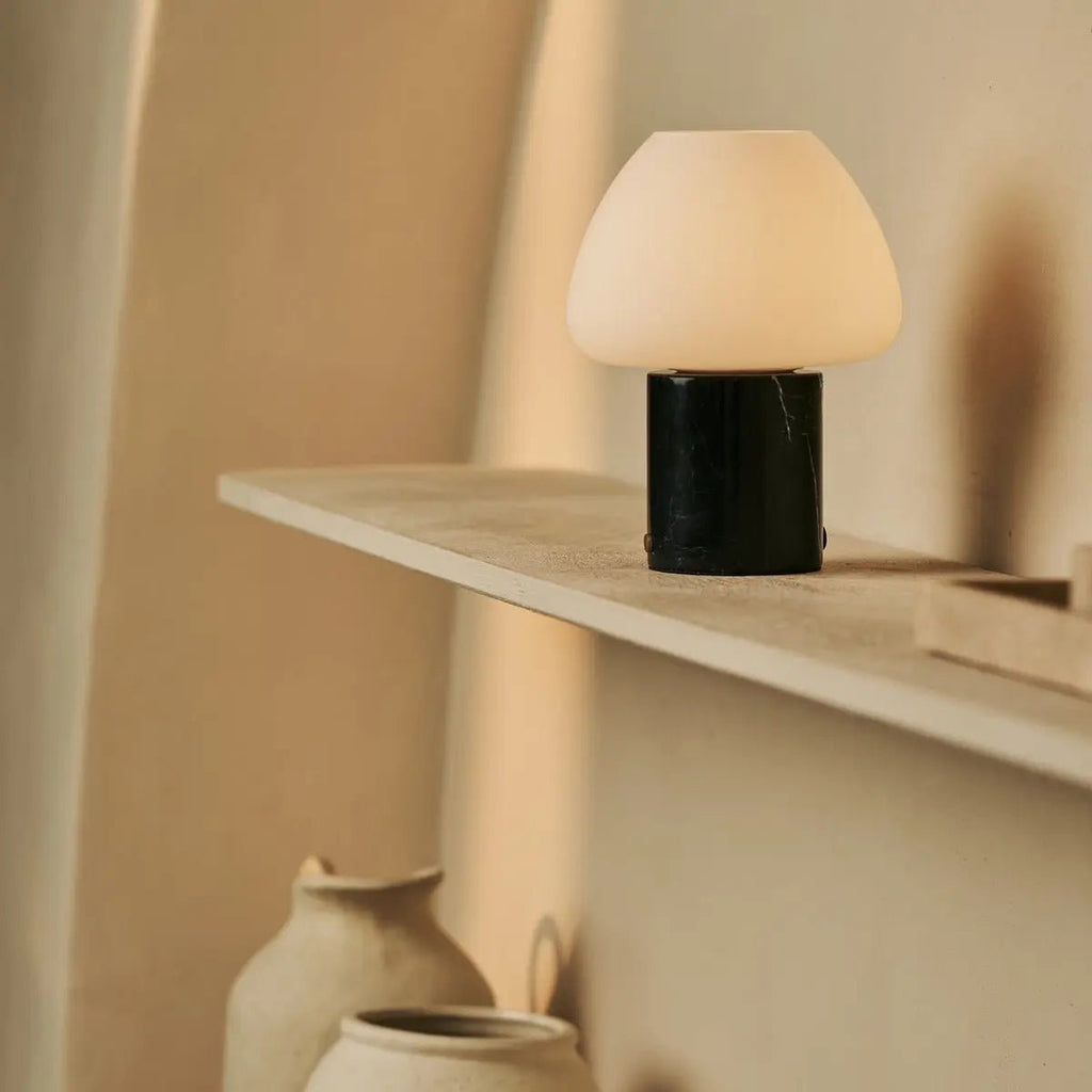 Ostade Black / Nero Marquina - Uniek oplaadbare marmeren tafellamp met 3 lichte kleuren en dimfunctie