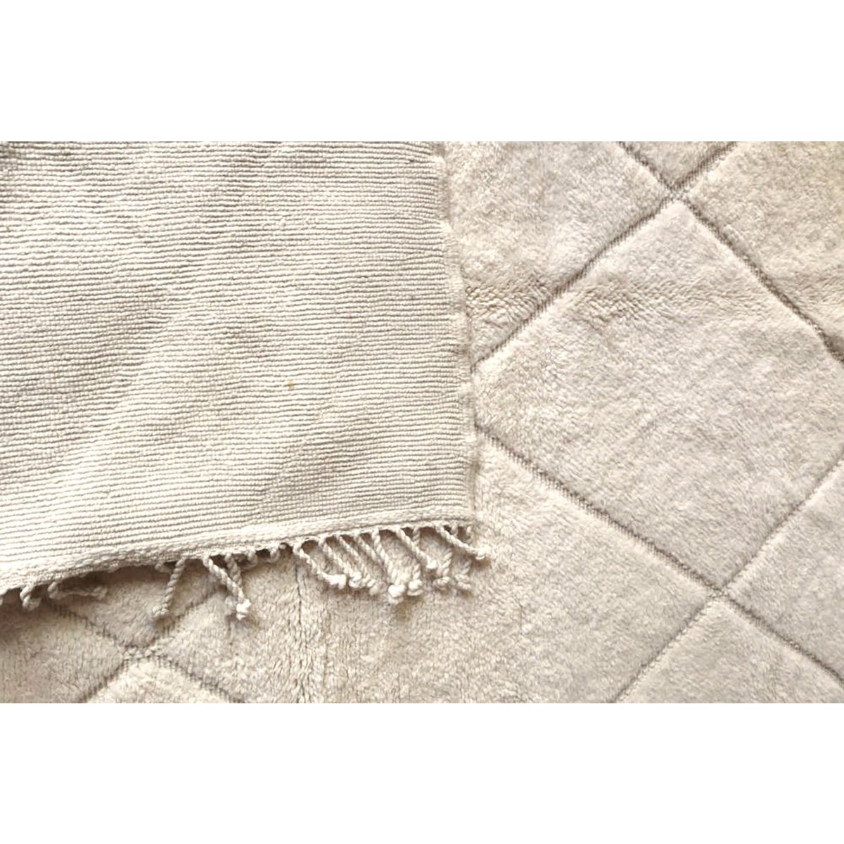 Eigentijds wollen berber tapijt 177 x 302 cm