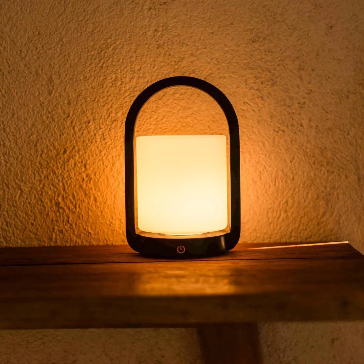 George donkerbruine houten lamp – oplaadbaar, dimbaar en draagbaar