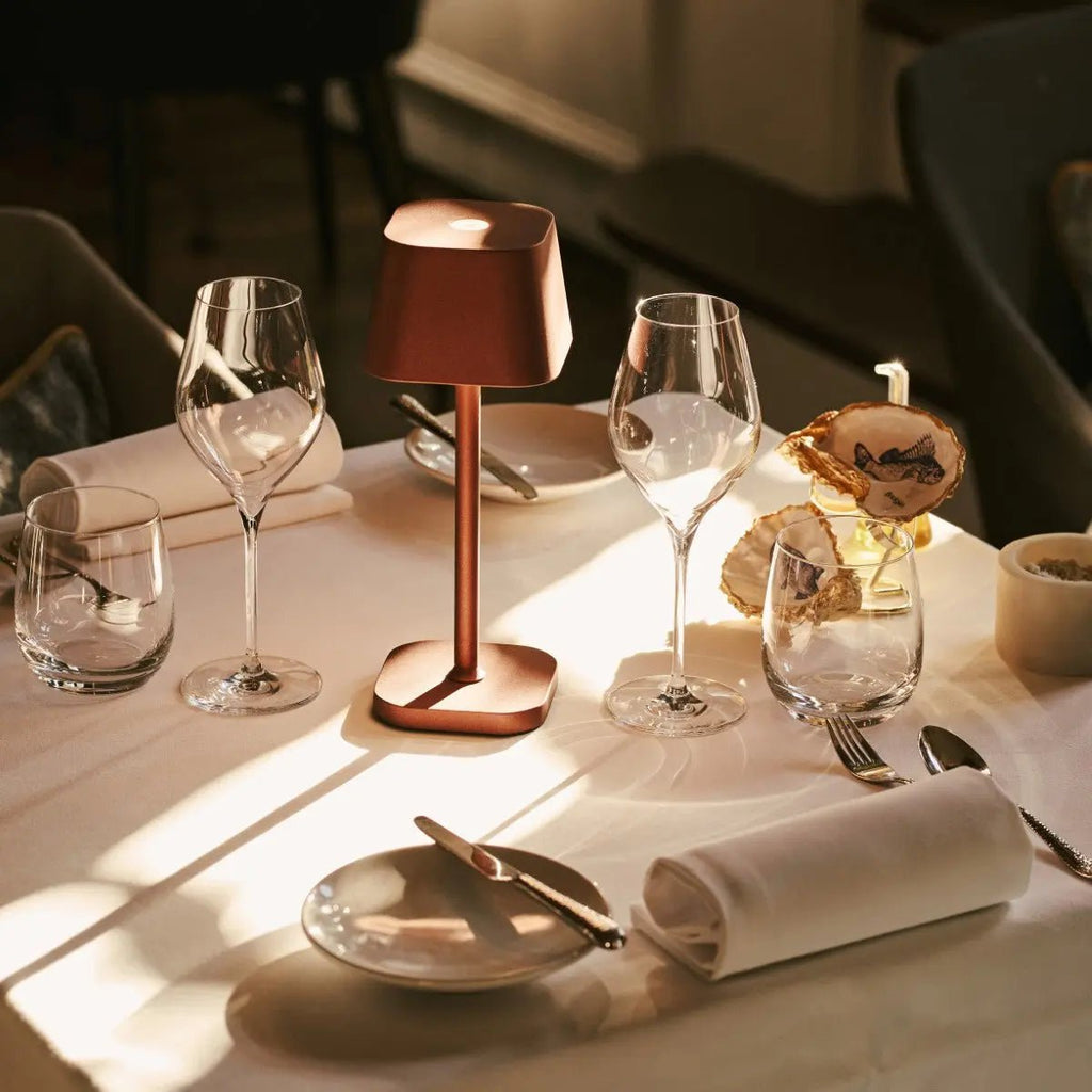 Ava Bronze - Oplaadbare tafellamp | Stijlvol, draadloos en dimbaar