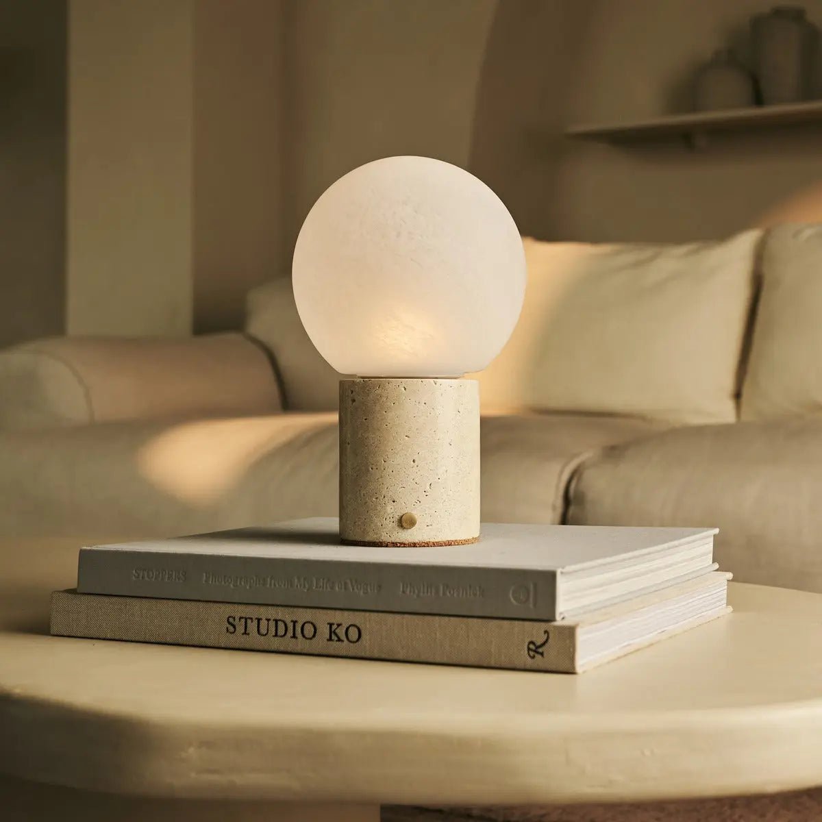 Metsu Beige / Travertino Classico - Classic Travertine Oplaadbare tafellamp met 3 lichte kleuren en dimfunctie