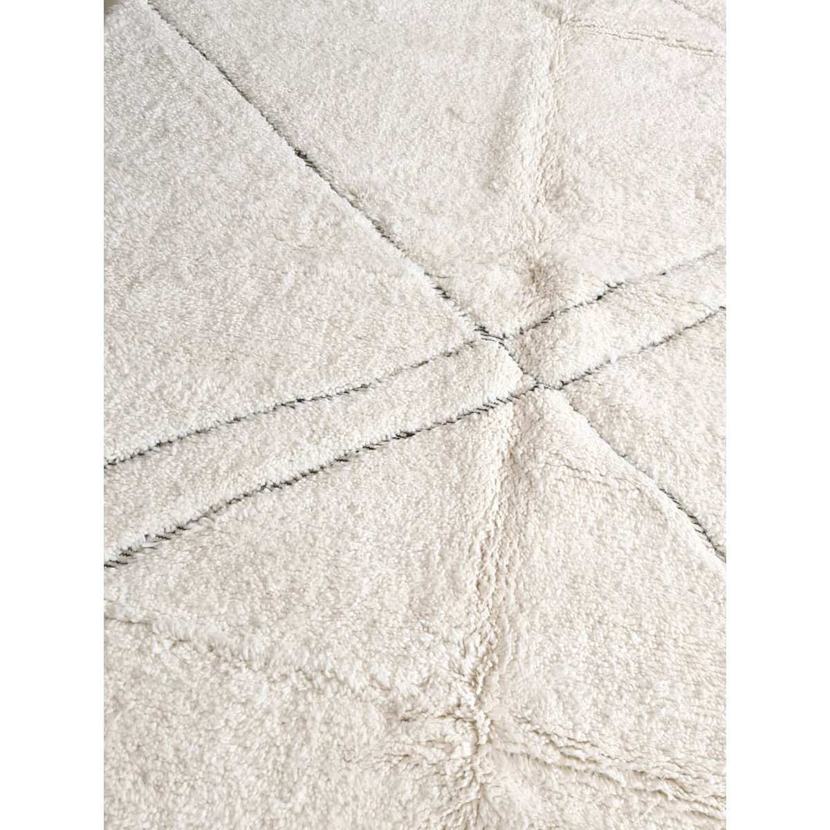 Authentiek Berber vloerkleed van Taza wol 200 x 300 cm