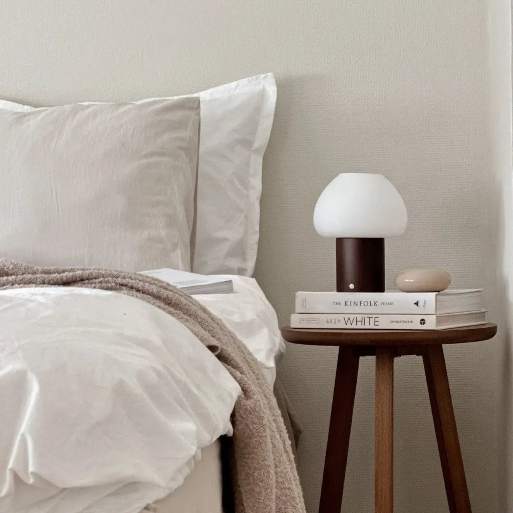 Fynn Donkerbruine Houten Lamp – Oplaadbaar & Dimbaar Licht